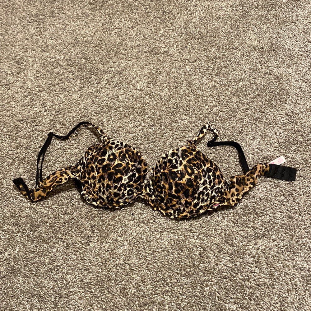 PINK bra